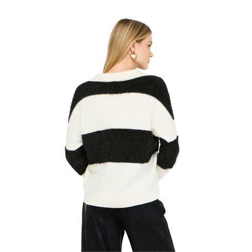 Polo Donna con scollo a V, spalle scese e motivo a righe